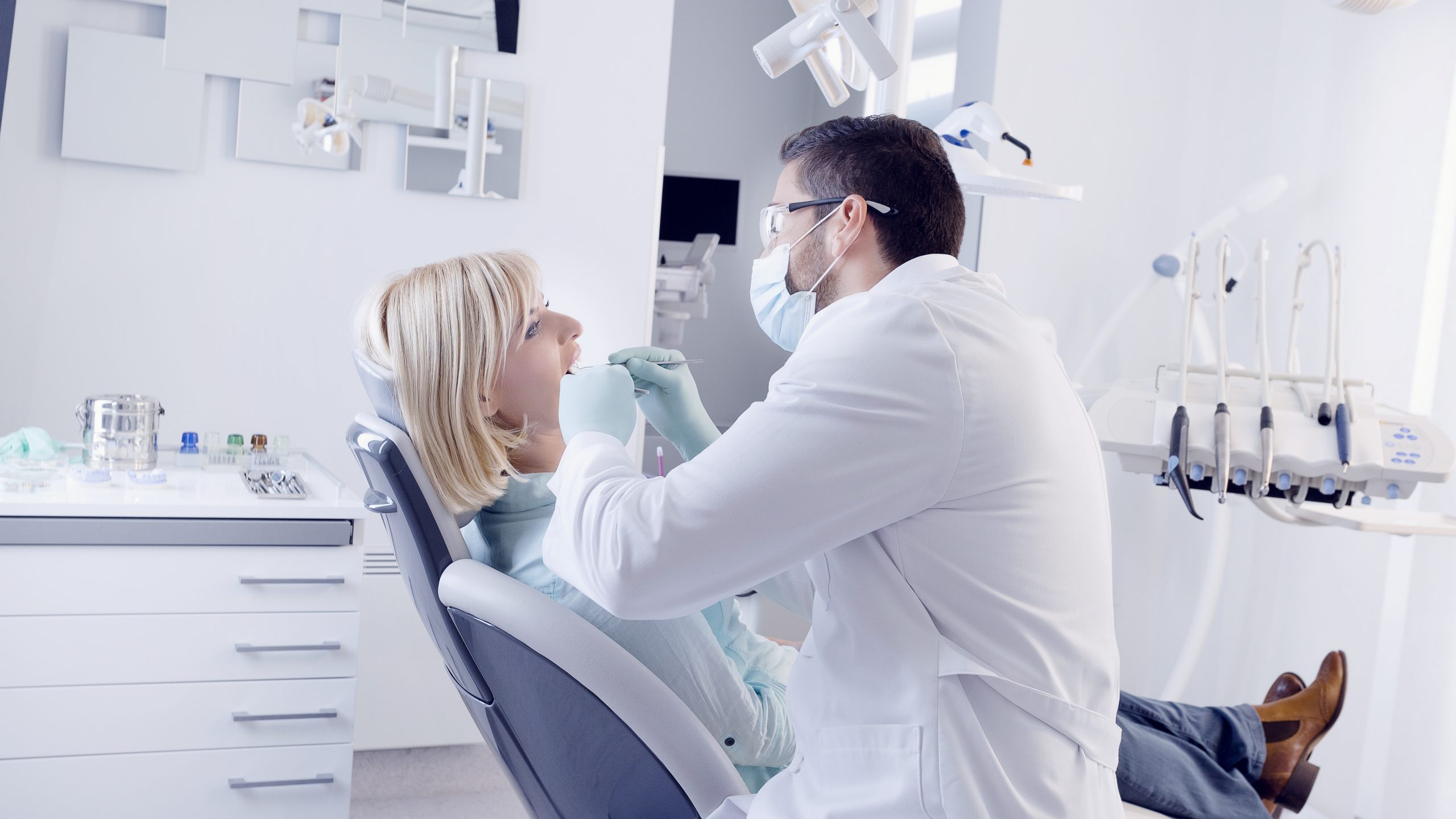 Dentist in Aurora, OR